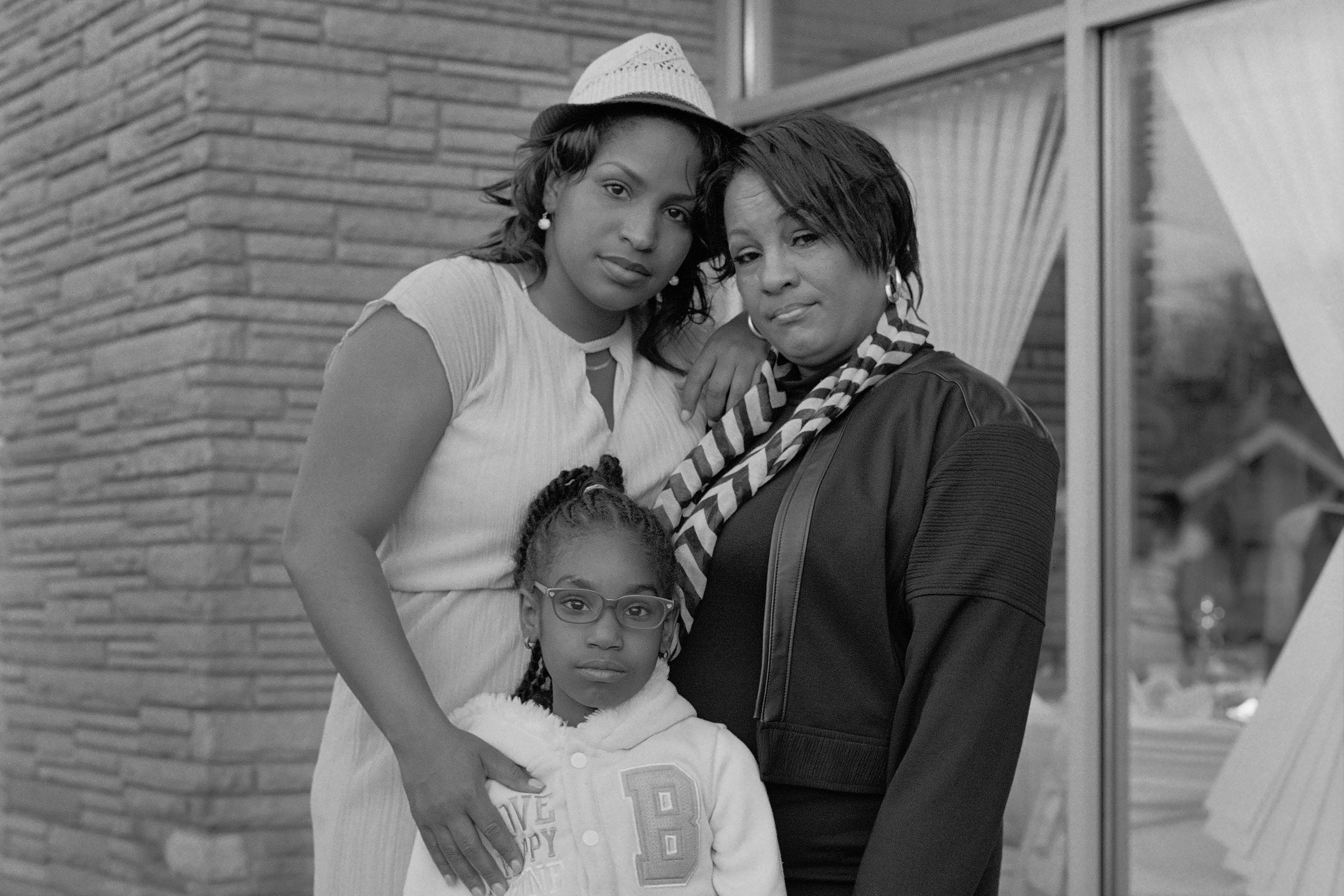 Elle Magazine: New Photo Project by LaToya Ruby Frazier Reminds Americans  that Flint Lives Matter - Culture Type