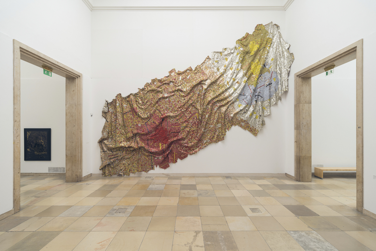 On View: ‘El Anatsui: Triumphant Scale’ At Haus Der Kunst Museum ...